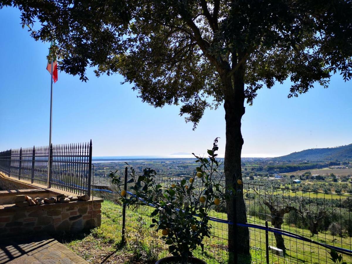 Bellavista Prile Bed & Breakfast Castiglione della Pescaia Bagian luar foto